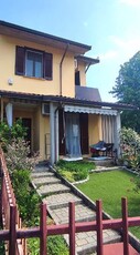 Villa a schiera a Valle Salimbene