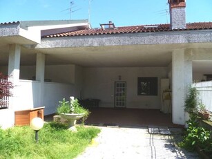 Villa Affiancata - Schiera VANZAGO (MI)