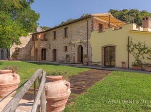 Villa con terrazzo a Umbertide