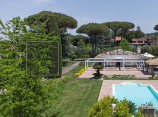 Villa in vendita a Marino - Zona: Due Santi