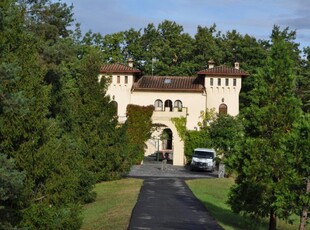 villa indipendente in vendita a Varano de' Melegari