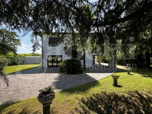 Villa singola in Via Don Pietro Grotto, 7, Albignasego (PD)