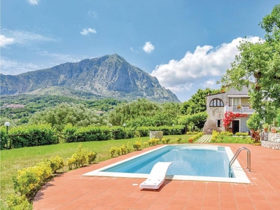 Bella casa con giardino, piscina e terrazza + vista panoramica