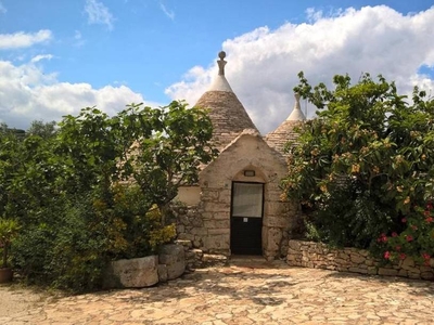 Casa a Villa Castelli con piscina