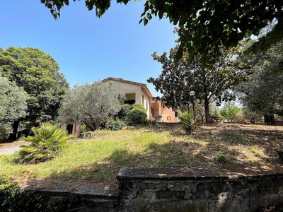 Villa in vendita a Tarano Rieti