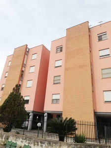 Appartamento a Latina, 6 locali, 2 bagni, 110 m², 4° piano, ascensore