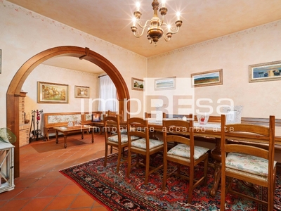 Casa indipendente in Via Biasuzzi, Quinto di Treviso, 5 locali, 215 m²