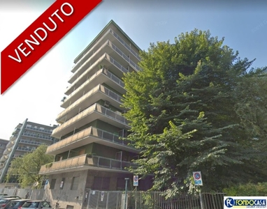 Monolocale in Via Adeodato Ressi, Milano, 1 bagno, giardino in comune