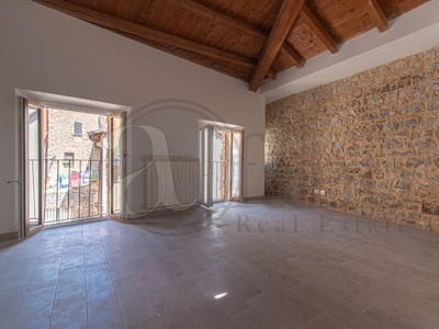 Palazzo in Via Goffredo Mameli, Priverno, 4 locali, 3 bagni, 200 m²
