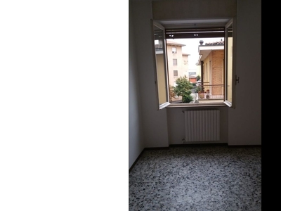 Trilocale a Casalpusterlengo, 90 m², 2° piano, ascensore in vendita