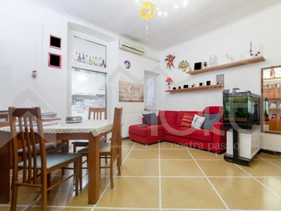 Trilocale in Via Solferino, Livorno, 1 bagno, arredato, 66 m²