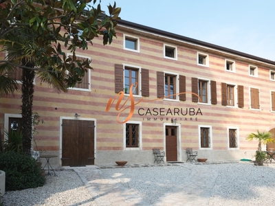 Villa a Cavaion Veronese, 12 locali, 4 bagni, giardino privato, garage