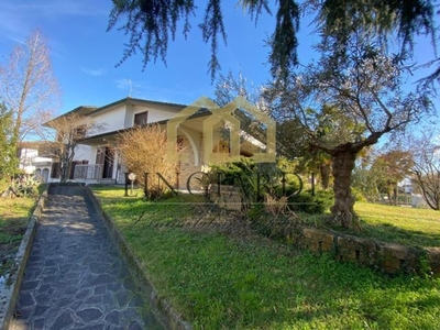 Villa in Via dell' Artigianato, Montanaso Lombardo, 5 locali, 2 bagni