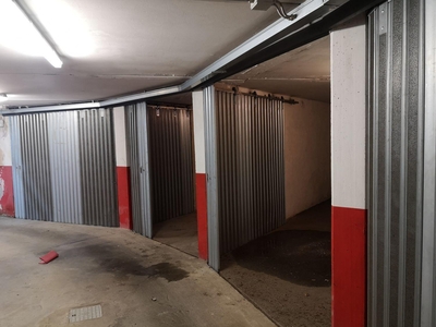 Box / Garage in vendita a Clusone