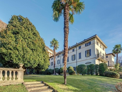 Appartamento di lusso di 370 m² in vendita Como, Lombardia