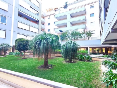 Appartamento in Vendita a Bari, zona San Pasquale, 540'000€, 180 m²