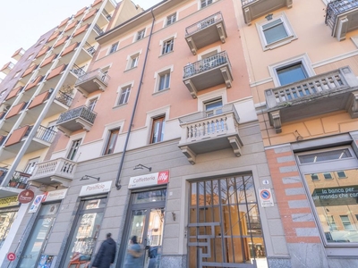 Appartamento in Vendita in Via Corrado Corradino 4 a Torino