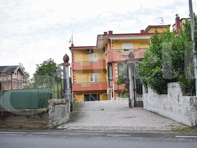 Appartamento in Via FIANO 323, Nocera Inferiore, 5 locali, 2 bagni