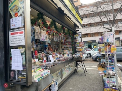 Negozio/Locale commerciale in Vendita in Largo Valtournanche a Roma