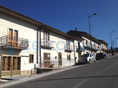 Casa singola da ristrutturare, in vendita in Serra, Montefusco