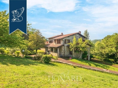 Villa in vendita Chiusi della Verna, Italia