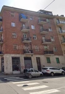 Quadrilocale a Torino, 1 bagno, 72 m², 2° piano, buono stato