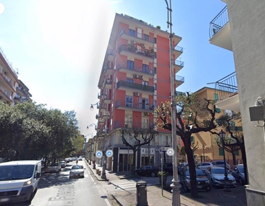 Quadrilocale in Via Marino Freccia 68, Salerno, 1 bagno, 112 m²