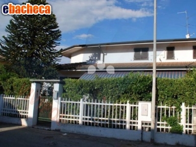 Villa a Vaiano Cremasco..
