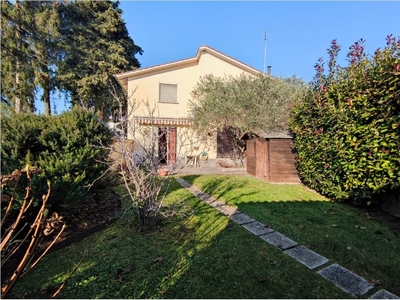 Villa in Via delle Vigne 30, Ronciglione, 4 locali, 2 bagni, 125 m²