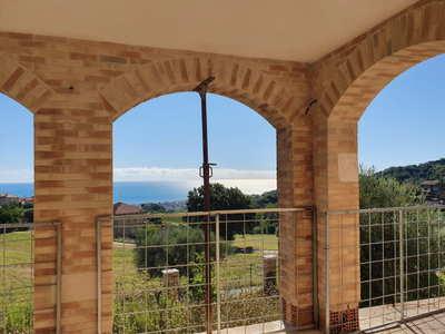 Villa nuova a Tortoreto - Villa ristrutturata Tortoreto